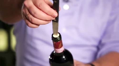 Как открыть бутылку вина