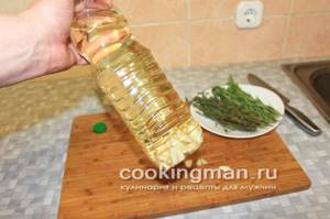 Как приготовить растительное масло с чесноком